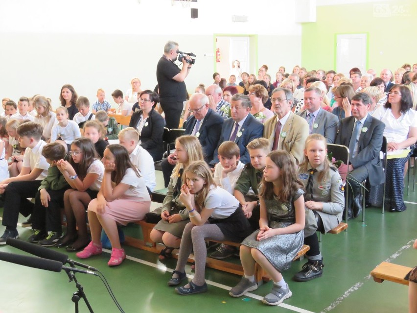 Piękny jubileusz. 70 lat szkoły w Tanowie [zdjęcia] 