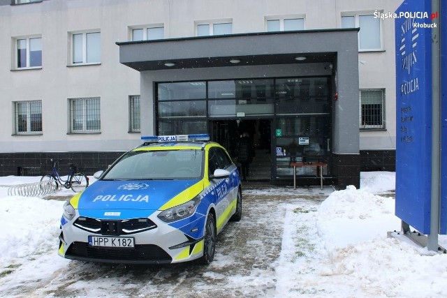 Powiat kłobucki. Nowy radiowóz trafił w ręce kłobuckich policjantów