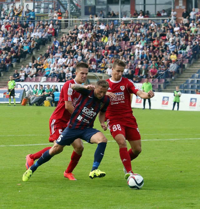 We wrześniu Piast przegrał z Pogonią 1:3.