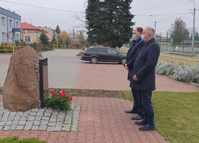 Pod pomnikiem w Odrzywole zostaną złożone kwiaty.