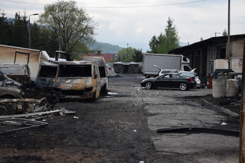 Żywiec: Prokuratura Rejonowa wszczyna śledztwo w sprawie pożaru magazynu z chemikaliami