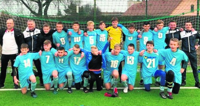 W drodze do ligi centralnej zespół Bałtyku z rocznika 2004 wygrał 13 spotkań, a jedynej porażki doznał w rewanżu z Jaguarem (bramki 58-3)