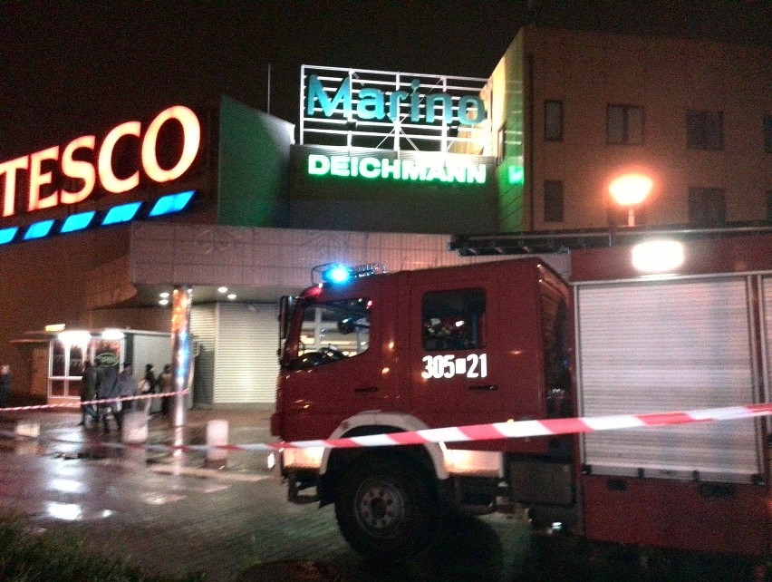 Wrocław: Pożar w Marino. Ewakuacja całego centrum handlowego (FILM, ZDJĘCIA)