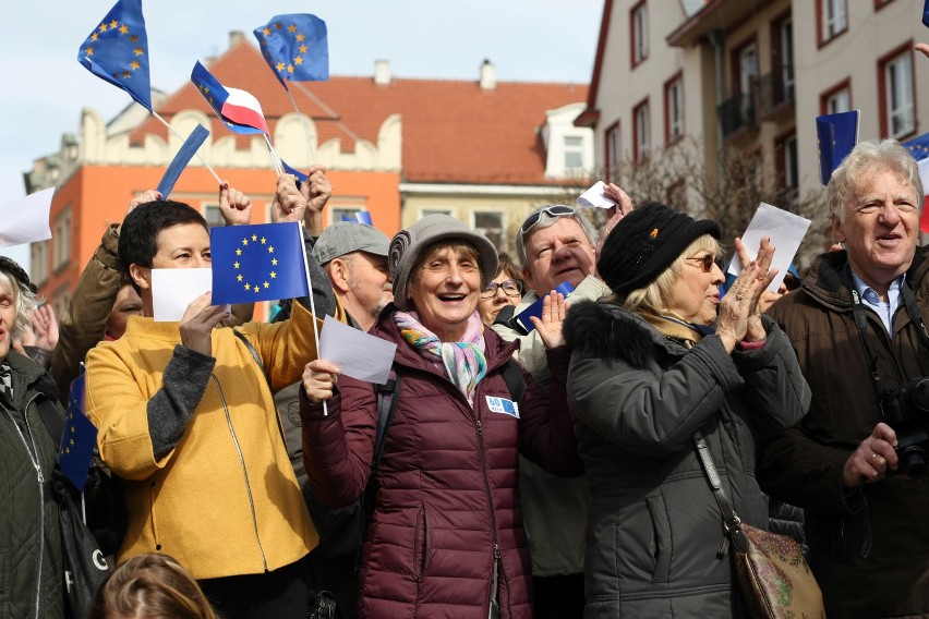 Mieszkańcy Wrocławia odśpiewali "Odę do radości"