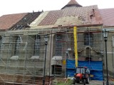 Remont dachu zamku w Kożuchowie