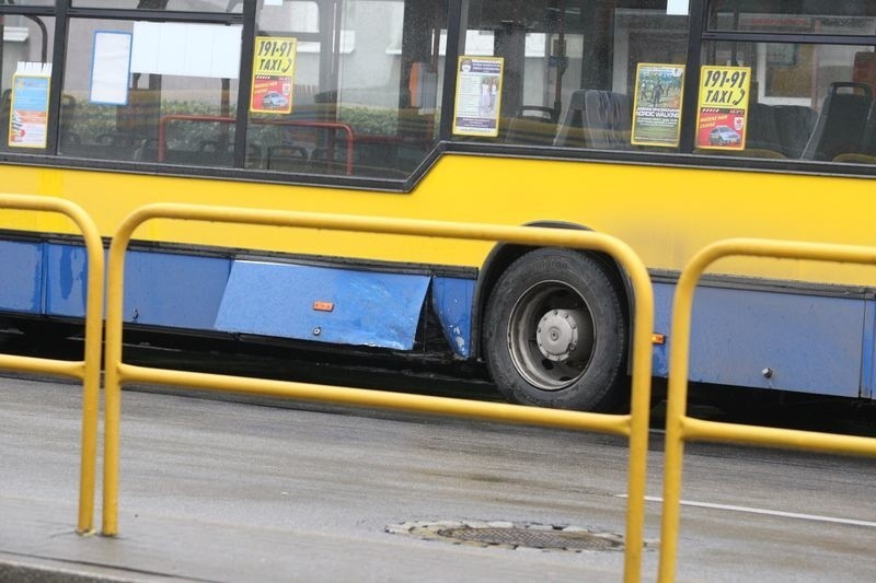 Kolizja na skrzyzowaniu H.Poboznego z Garncarską