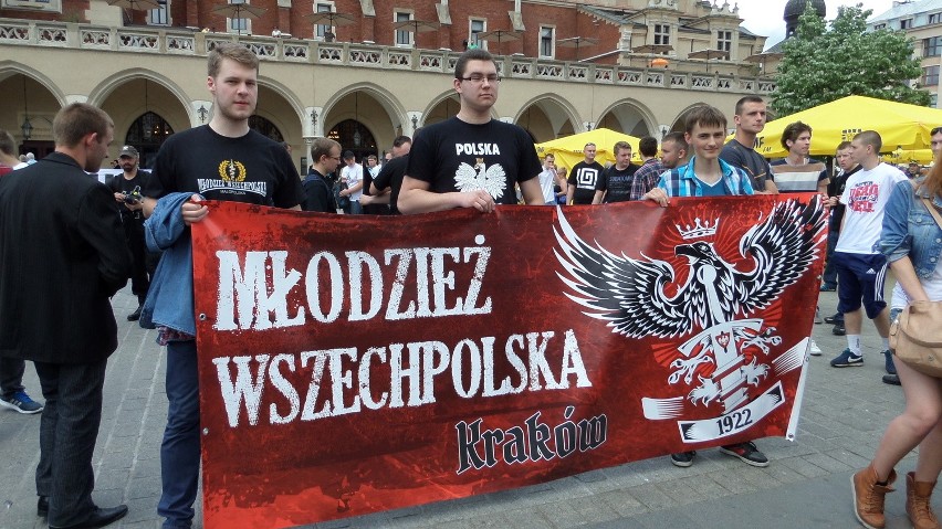 Kraków: Manifestacja w Obronie Tradycyjnej Rodziny [ZDJĘCIA, WIDEO]