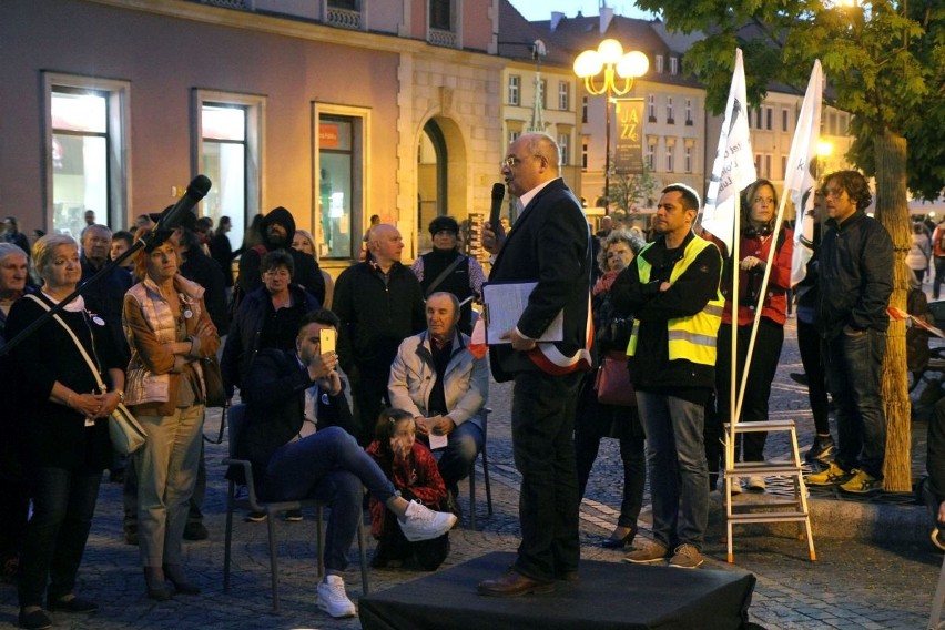 Nocne Czytanie Konstytucji we Wrocławiu, 02.05.2016