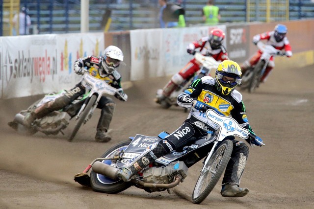 Ostatnie derby Pomorza odbyły się w Bydgoszczy 29 maja 2013 r.  Goście pewnie wygrali 53:37, a jednym z liderów „Aniołów” był widoczny na zdjęciu w żółtym kasku Tomasz Gollob - 3, 3, 3, 3, d/strart, d/4