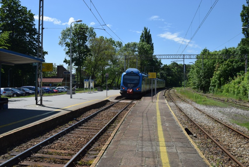 Pociągi InterCity nie zatrzymują się w Mikołowie. Przewoźnik każe pasażerom jechać do Tychów lub Katowic 
