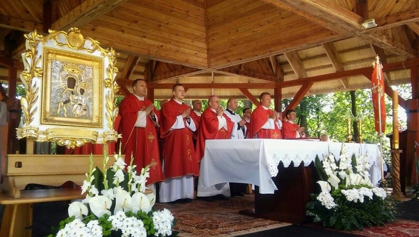 W sanktuarium maryjnym w Studzienicznej odbyły się w...