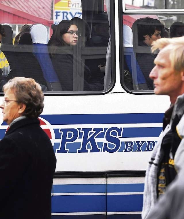 - Uważam, że dobrym lokalizacją dla autobusów PKS-u byłoby miejsce przy PKO przy placu Wolności - mówi Marek Biernacki, przewodniczący Rady Osiedla Kcyńskiego.