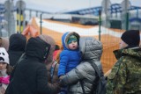 Ruszył miejski punkt pomocy dla uchodźców z Ukrainy w Poznaniu. Wolontariusze publikują listę potrzebnych rzeczy