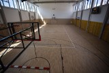 Nowy kompleks sportowy przy ul. Haukego-Bosaka we Wrocławiu. Będą tu trenować m.in. szermierze, tancerze, czy koszykarze [ZDJĘCIA]