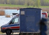 Dramat nad Jeziorem Tarnobrzeskim. Utonął płetwonurek testujący skuter podwodny. Co się wydarzyło? [ZDJĘCIA]