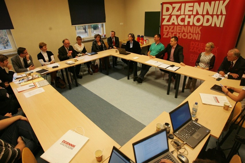 Debata DZ: Studentów ubywa, co dalej z kampusem w Rybniku? [OPINIE]