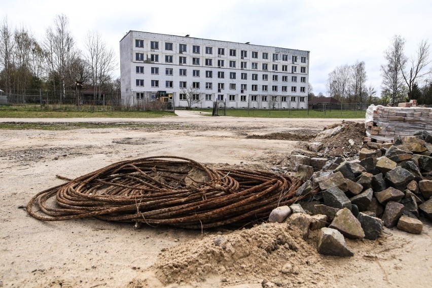 Kłomino to osada leśna położona 12 kilometrów od Bornego...