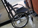 Awantura w Zabrzu: Rozjuszony 72-latek na wózku rzucił się na 79-latka. Interweniowało pogotowie