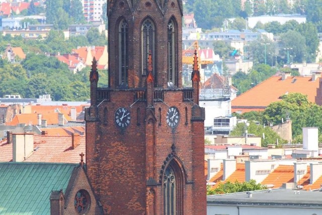 Budynki, które wystają nad dachy Poznania