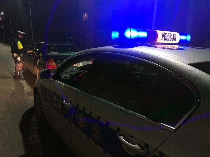 W Słupsku policjant po służbie zatrzymał pijanego kierowcę