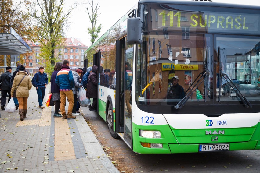 Lina 111 nie wróci. Autobusy komunikacji miejskiej nie dojadą do Supraśla. Gmina ogłosi przetarg na przewozy pasażerów