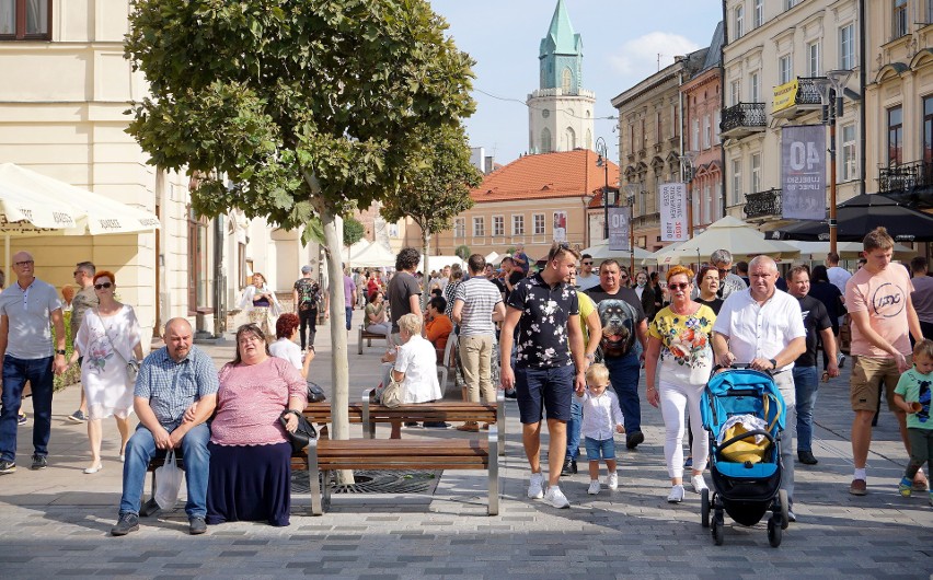 Tłoczno w centrum Lublina. W weekend jednym z przystanków był Festiwal Smaku. Zobacz zdjęcia
