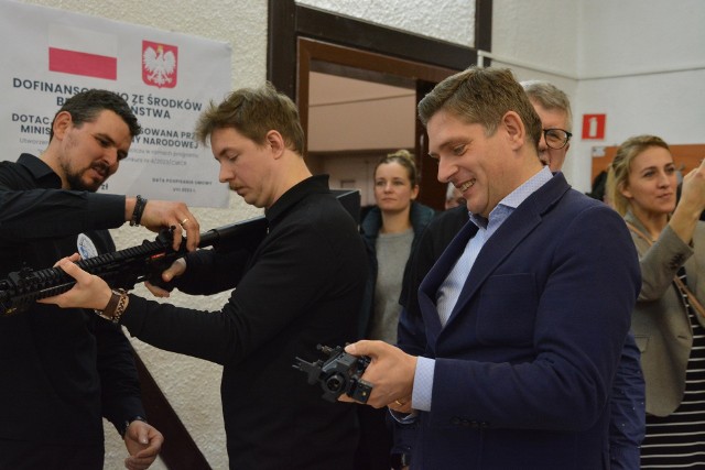 Wirtualna strzelnica w gminie Kamień Krajeńskim ma służyć wszystkim mieszkańcom powiatu sępoleńskiego.