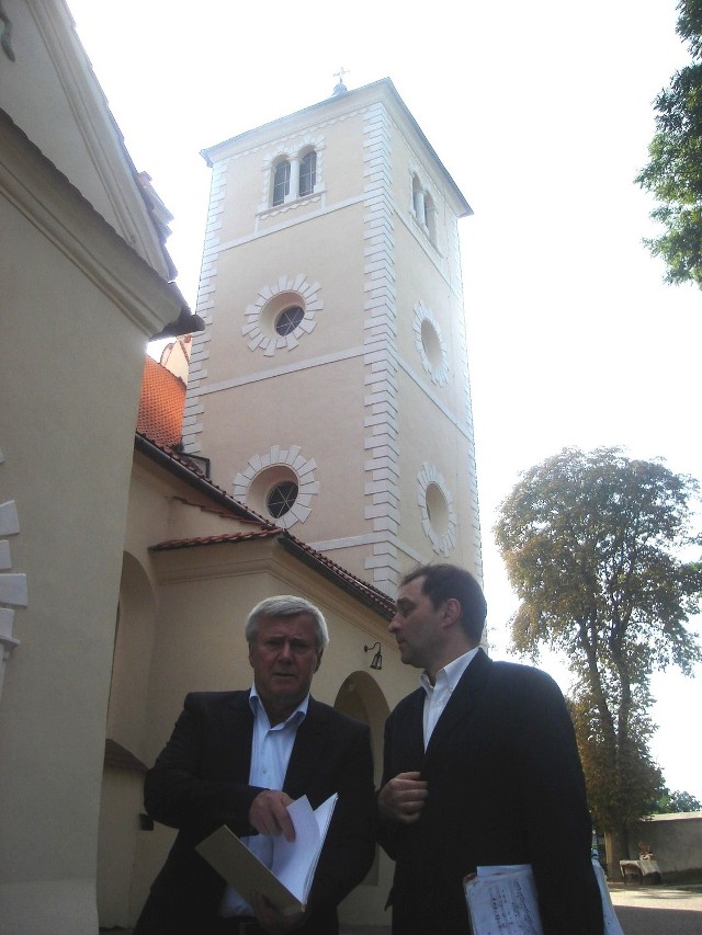 Tym razem Robert Grudzień (z prawej) i Włodzimierz Matuszak wystąpili w kościele w Janowcu