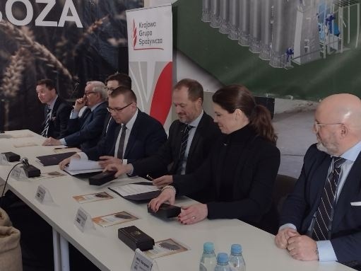 Potężna inwestycja w północnej Polsce da nowe możliwości rolnikom. Dojdzie do rozbudowy i modernizacji magazynu w Braniewie | ZDJĘCIA