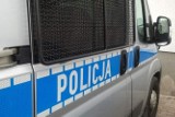 Wypadek w Skarbimierzu-Osiedlu. 20-latek wpadł do prasy