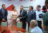 Umowa już podpisana - będzie remont drogi powiatowej na odcinku Piasek Wielki - Solec Zdrój