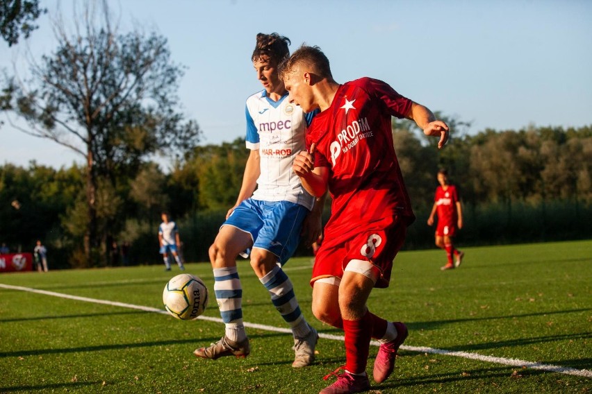 Centralna Liga Juniorów. Wysoka porażka Hutnika z Wisłą w derbach Krakowa [ZDJĘCIA]