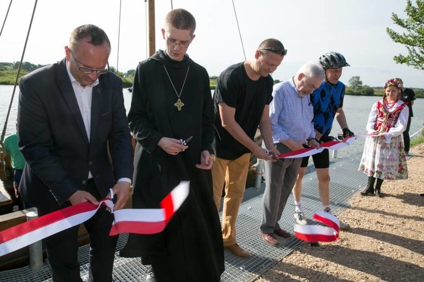 Prom znów połączył dwa brzegi Wisły [ZDJĘCIA, WIDEO]