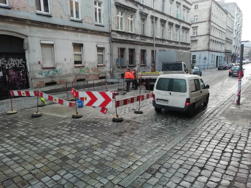 Wrocław: Ulica Dworcowa się zapadła. Utrudnienia!