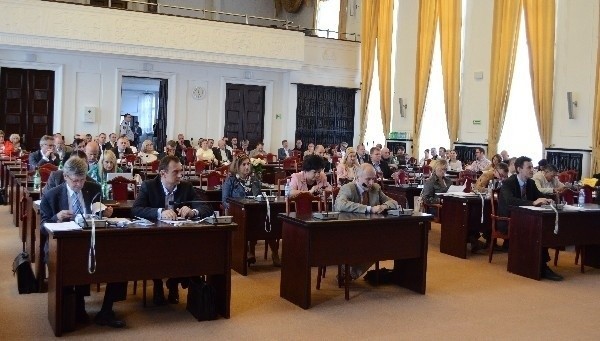 Nadzwyczajna sesja Rady Miejskiej w Łodzi.