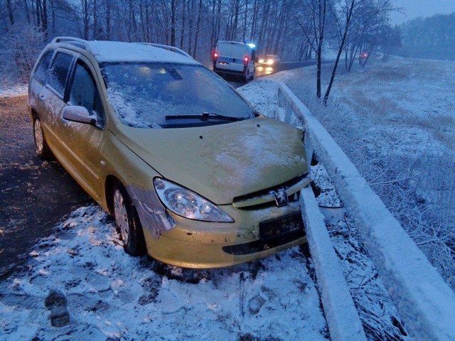 Wypadek pod Głubczycami. Sprawca miał ponad cztery promila alkoholu.