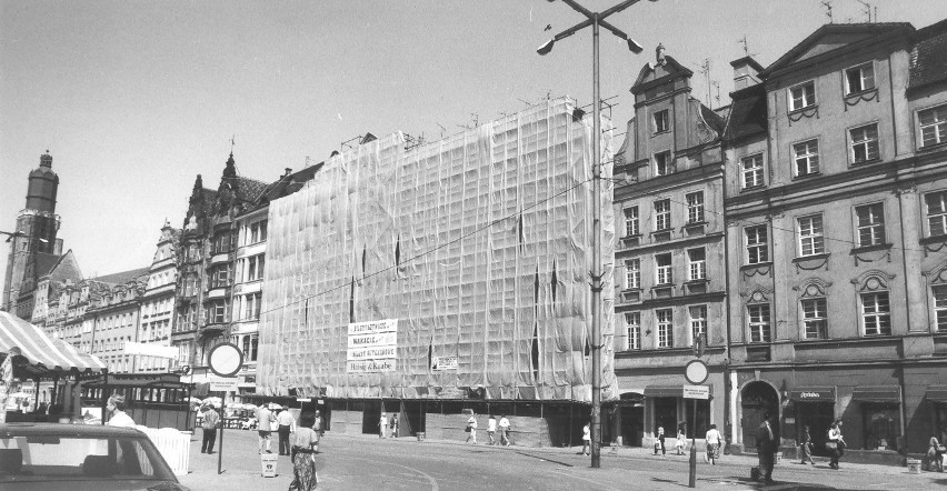 Ścisłe centrum Wrocławia w latach 90. XX wieku