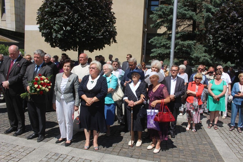 W Katowicach odsłonięto pomnik kardynała Augusta Hlonda