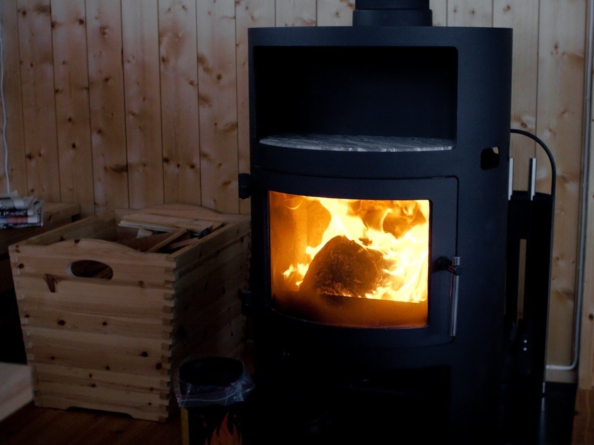 Ogrzewanie kominkowe: sposób na ciepło i klimat w domu | RegioDom