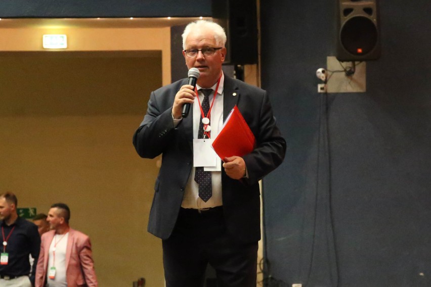 Zbigniew Bartnik wciąż prezesem Lubelskiego Związku Piłki Nożnej. Delegaci zdecydowali. Zobacz zdjęcia
