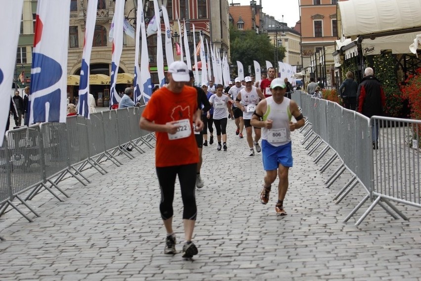 Maraton Wrocław - ZDJĘCIA - zawodnicy z numerami 801 - 1000