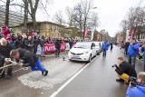  Nissan pomaga ustanowić rekord Guinnessa