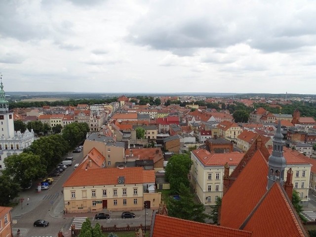 Chełmno - miasto na 9 wzgórzach otoczonych Wisłą. Polska stolica zakochanych. Kraków północy. Polskie Carcassonne. To stąd jest najpiękniejszy widok na Świecie - zwykli mawiać mieszkańcy, pokazując gościom zakątki Miasta Zakochanych - wskazując przy tym jaki widok rozpościera się na sąsiednie Świecie. Liczba zabytków na stosunkowo niewielkiej powierzchni czyni to miasto perełką województwa kujawsko-pomorskiego.