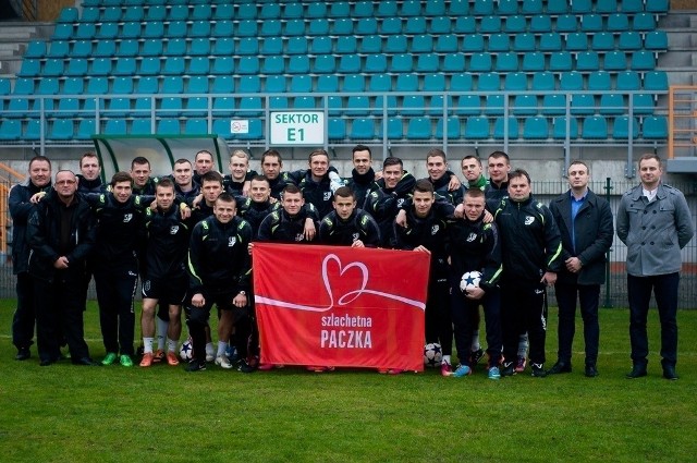Ekipa Siarki Tarnobrzeg wraz z koordynatorami akcji "Szlachetna Paczka".