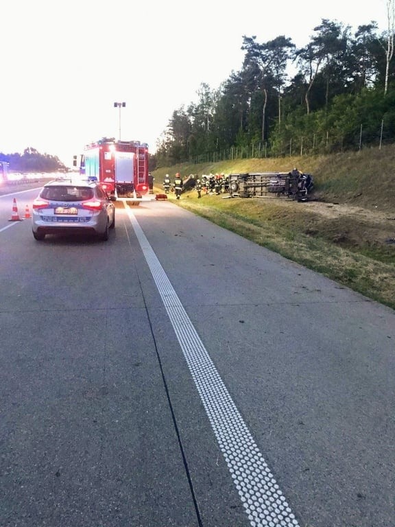 Wypadek na autostradzie A1 w okolicach Kalinko. 5 osób w szpitalu