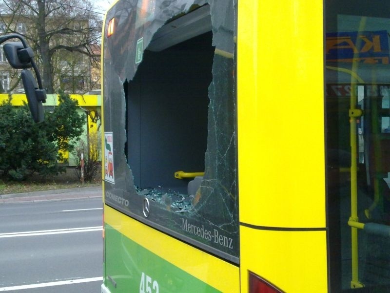 W centrum miasta zderzyły się autobusy! (zdjęcia)