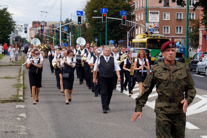 Wojewódzkie obchody Święta Wojska Polskiego w Tychach