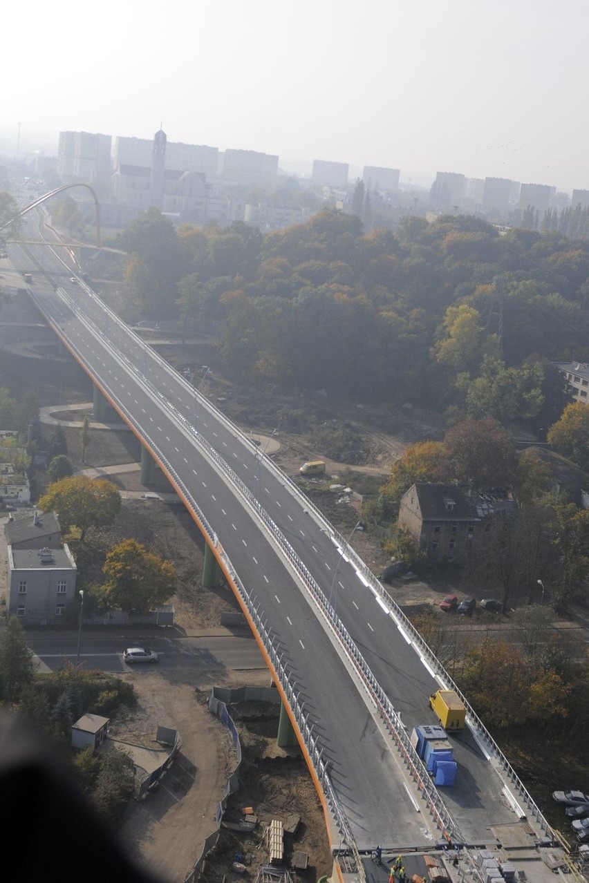 Bydgoszcz z pylonu mostu na Trasie Uniwersyteckiej [zobacz zdjęcia]