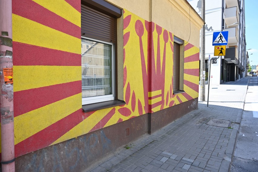 Kibicowskie graffiti w Kielcach, czyli Korona na murach. Fani żółto-czerwonych w ten sposób też pokazują przywiązanie do klubu [ZDJĘCIA] 