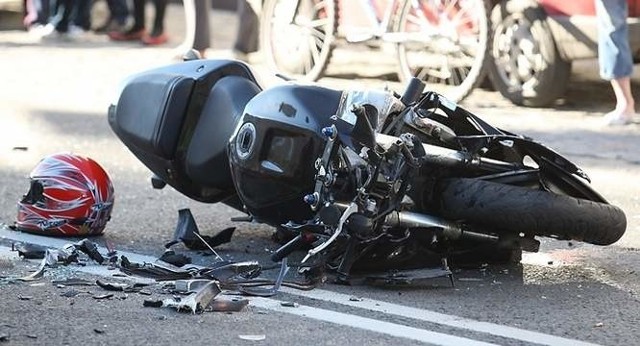 To już drugi wypadek dziś z udziałem motocyklisty.